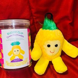 Scentsy Buddy Clip Queen the Pineapple